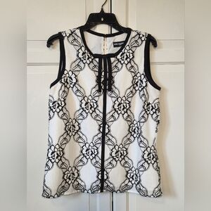 Elegant B&W Sleeveless Top